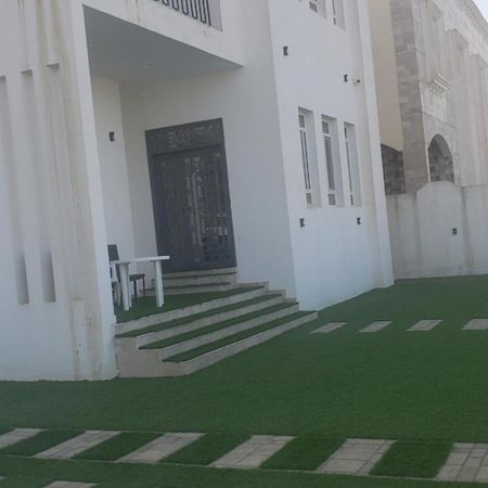 فيلاvip متميزة الموقع والخدمات Nnn Villa Salalah Exterior photo